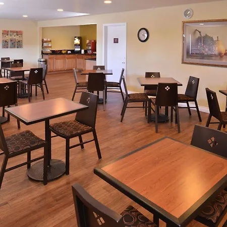 Pleasant Inn 